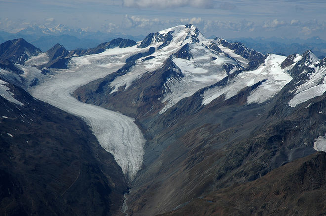Read more about the article Is Climate Change Shrinking Glaciers? Likelihood Is 99 Percent | Live Science
